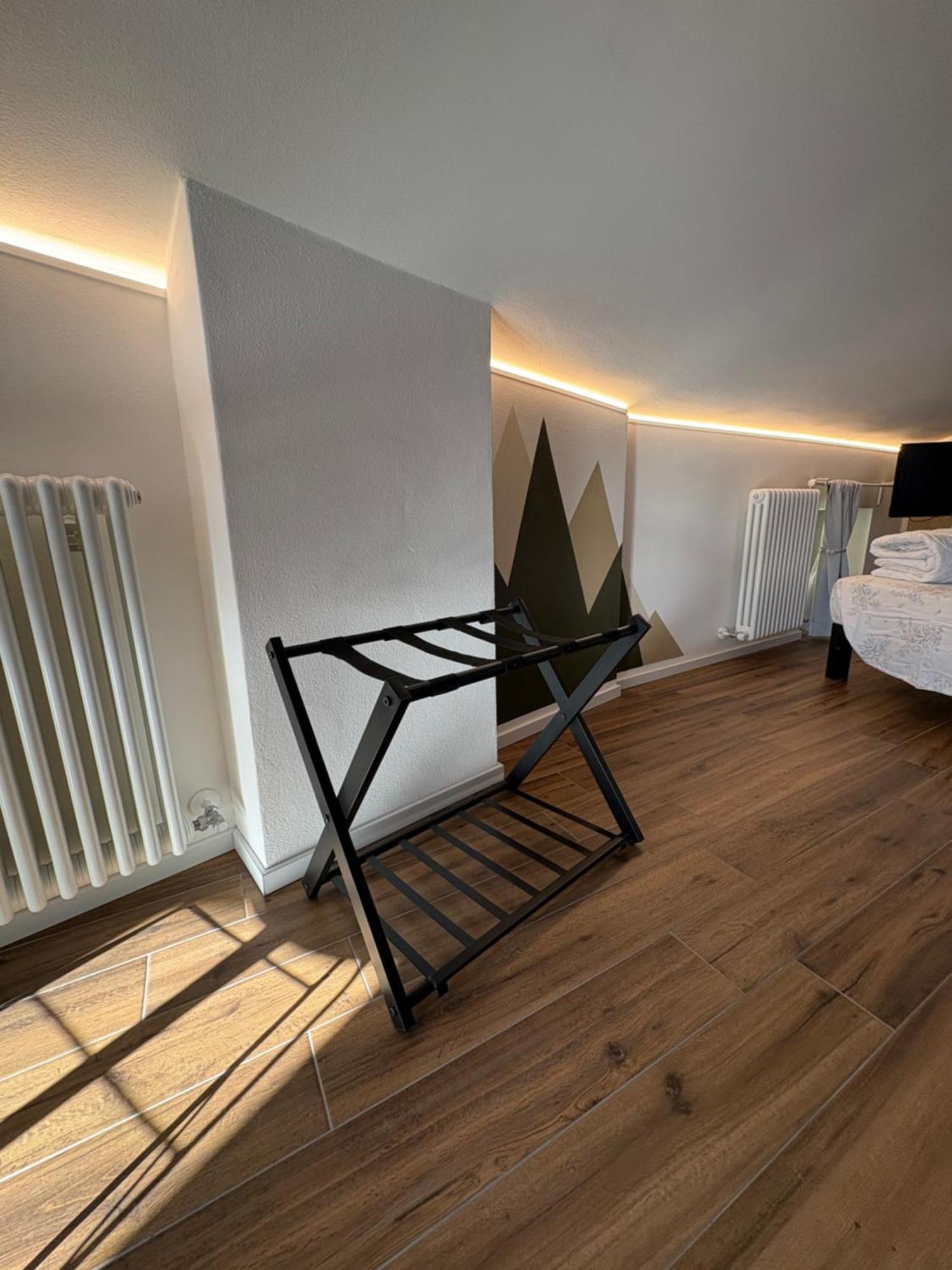 Casa Pitem Bed and Breakfast Torbole Sul Garda Rum bild