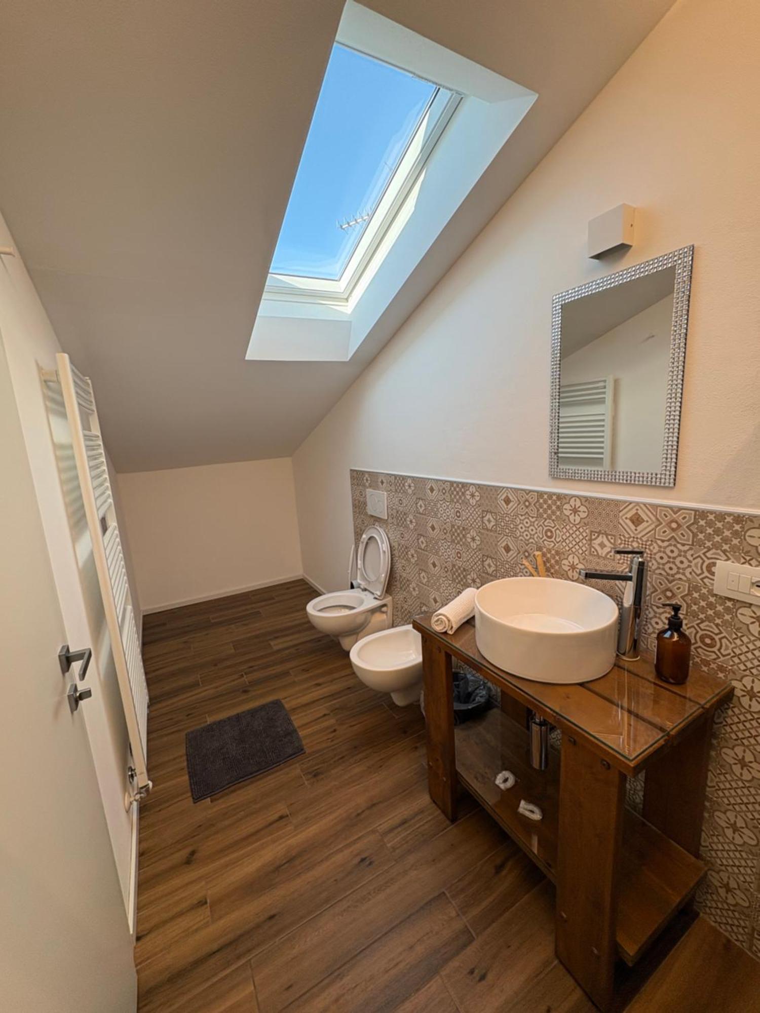 Casa Pitem Bed and Breakfast Torbole Sul Garda Rum bild